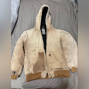 Men’s medium Vintage Distressed Carhartt Hooded Jacket J130